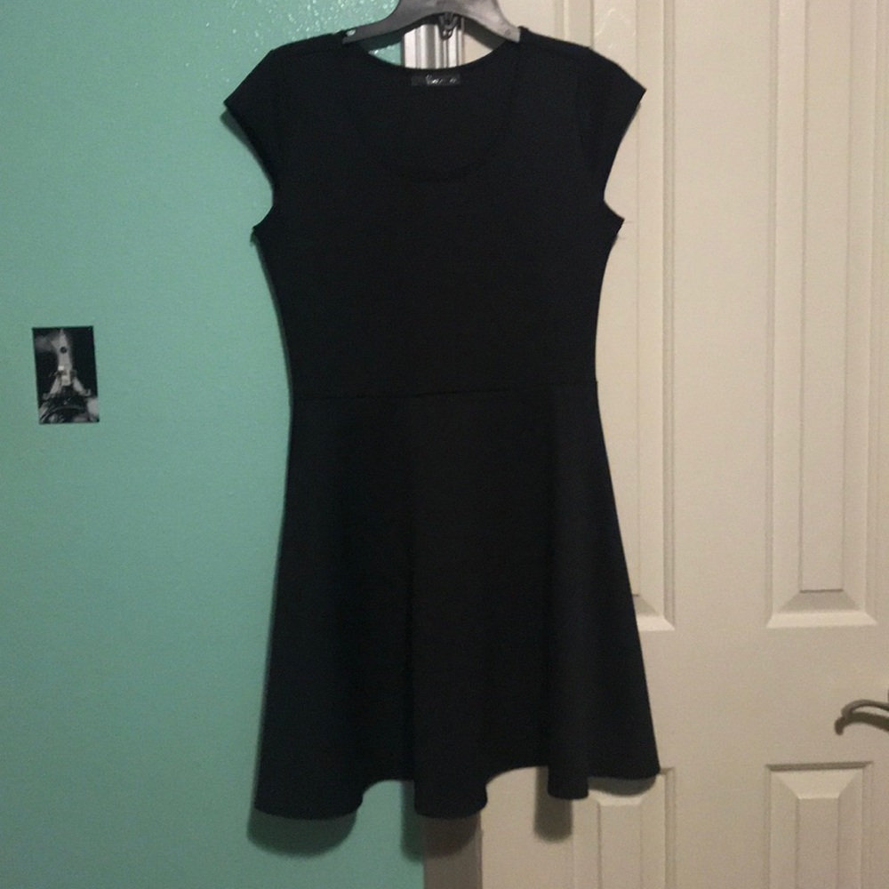 3/$10 Black Dress size XL